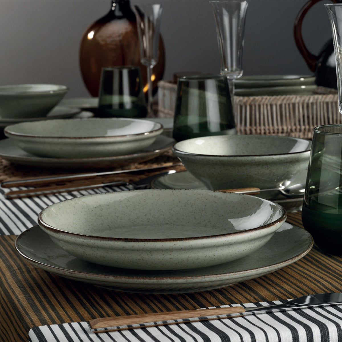 Rani Home Yemek Takımı (24 Parça) Kütahya Porselen Yeşil HE-6837