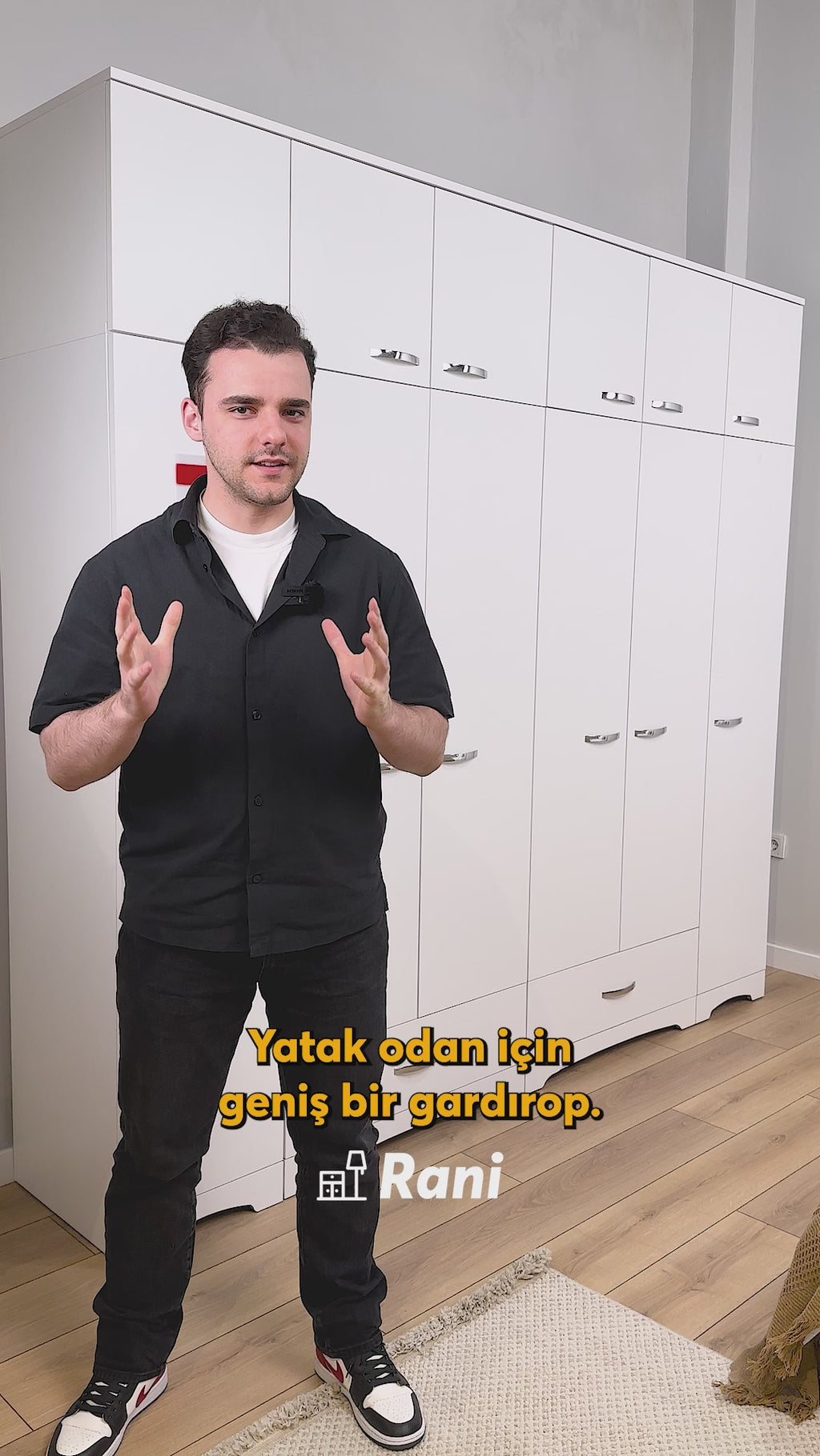 Rani BA133 Geniş Gardırop Elbise Dolabı 12 Kapaklı 2 Çekmeceli 16 Raflı 2 Askılı Minyatür Ceviz - Beyaz